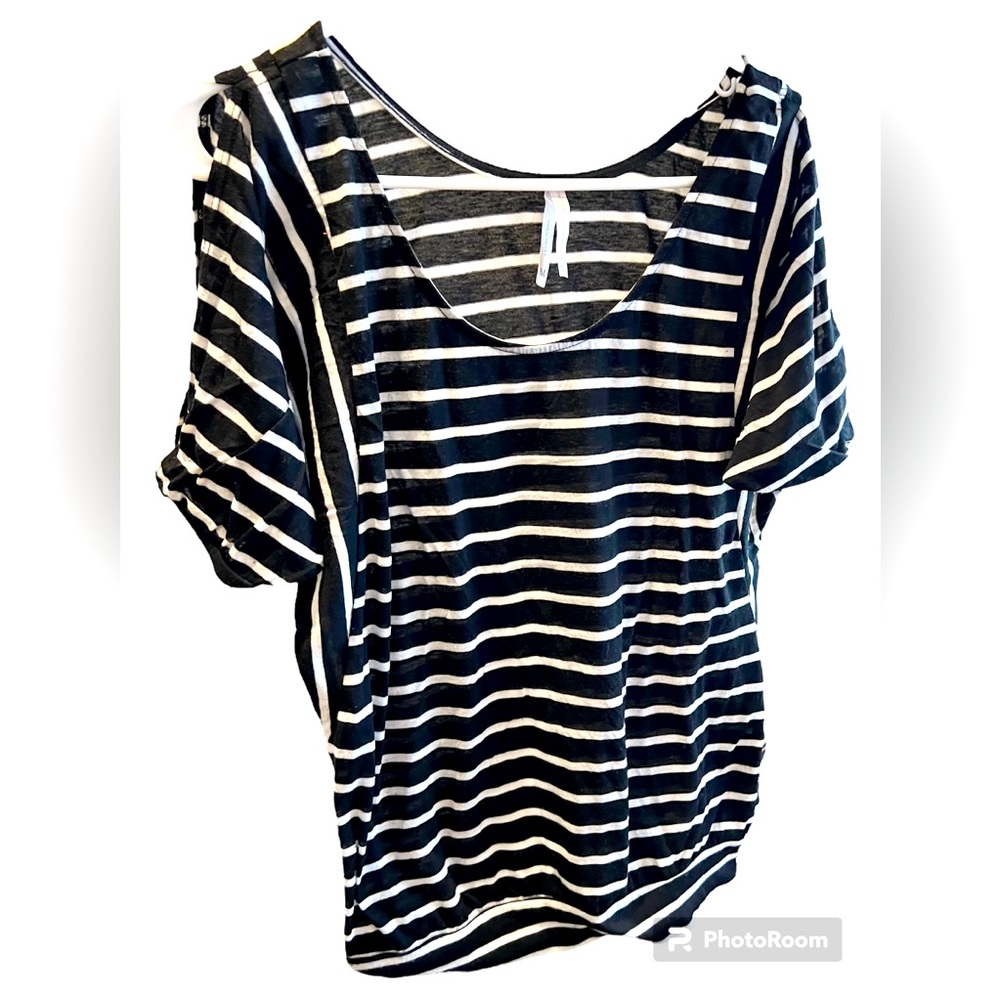 Soul harmony energy Short Sleeve with a slit Trendy Tops